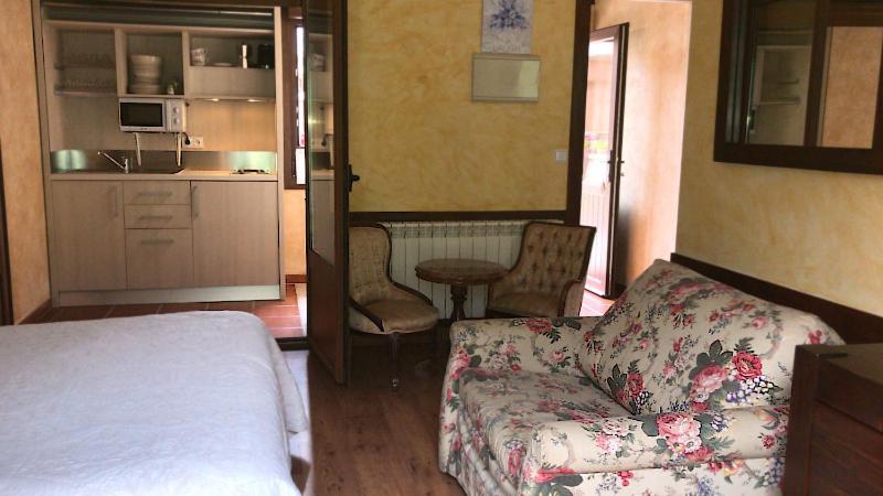 Hotel Arenas De Cabrales- Apartamentos Экстерьер фото